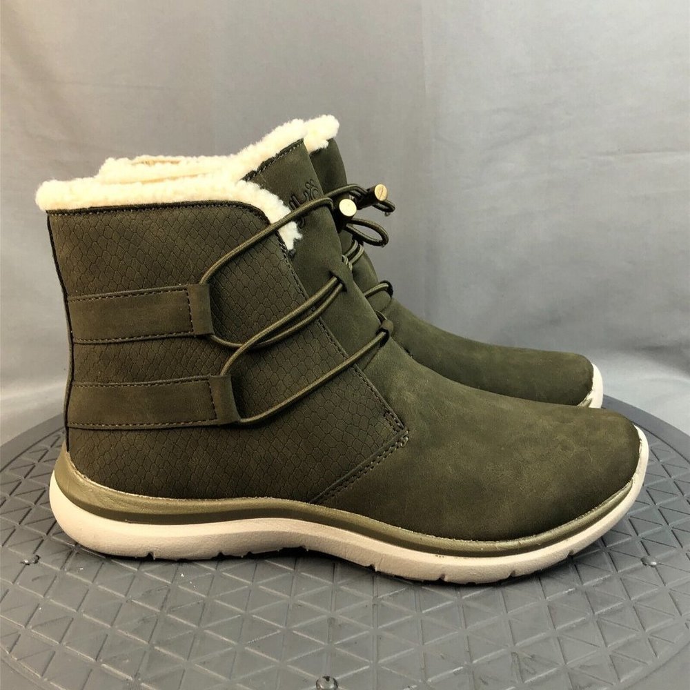 Ryka Womens 7.5M Faux Fur Winter Boots Evie Exotic Green Comfort Walking Shoes